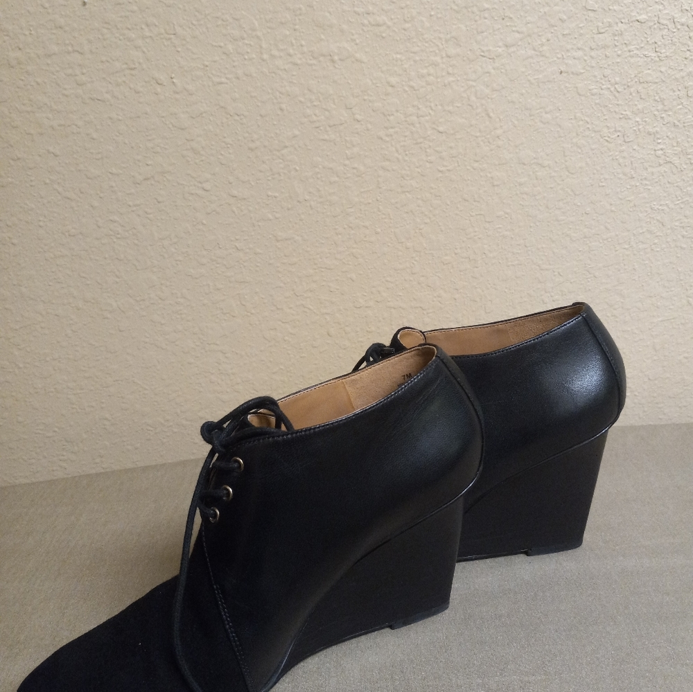 Nine West brand Women Ankle Boots, NEW
